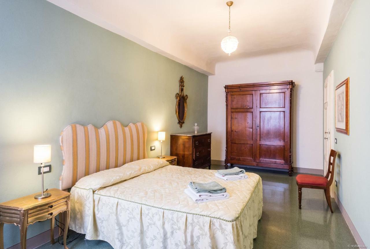La Delizia Central Apartment Lucca Bagian luar foto