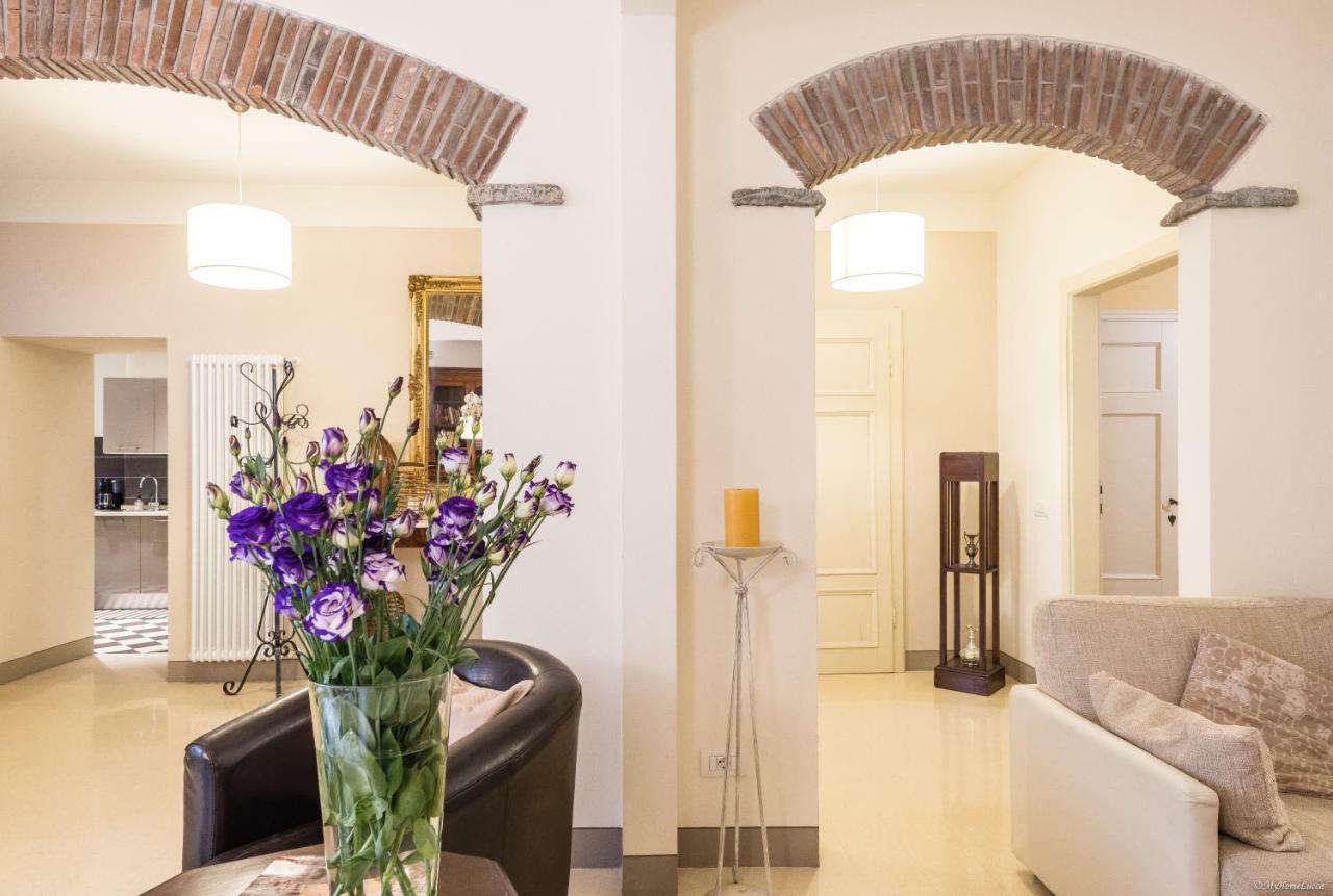 La Delizia Central Apartment Lucca Bagian luar foto