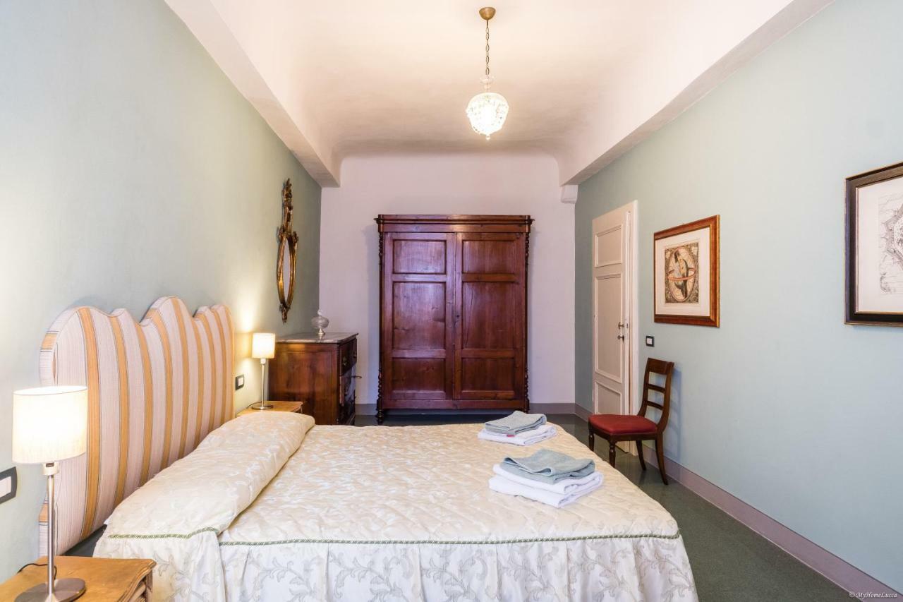 La Delizia Central Apartment Lucca Bagian luar foto